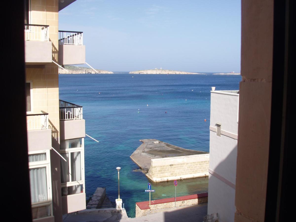 The Sea Just Across The Road - Flat 3 Daire St. Paul's Bay Dış mekan fotoğraf